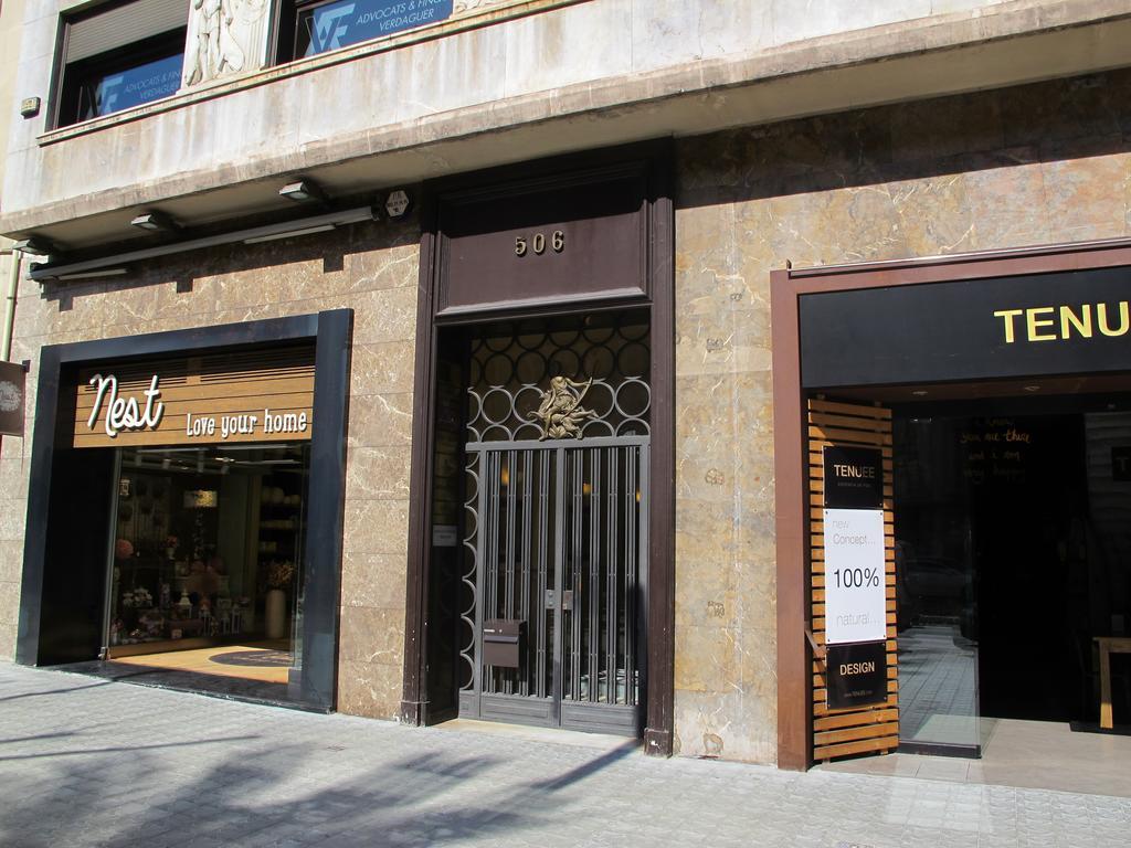 Deco Apartments Barcelona-Diagonal Bagian luar foto